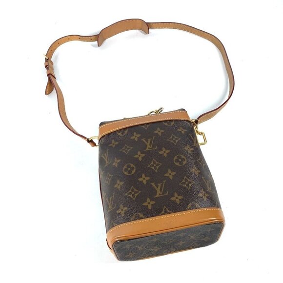 LOUIS VUITTON Brown Monogram Leather Shoulder Bag - Picture 11 of 16